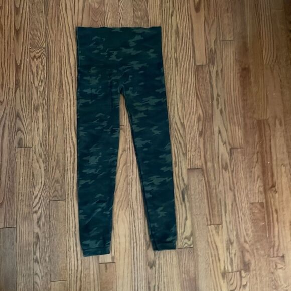 Spanx Camouflage Print Seamless Leggings Sz XL - Picture 2 of 6